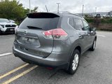 Used 2015 Nissan Rogue SV image 4