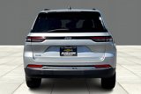 Used 2023 Jeep Grand Cherokee 4WD 4xe image 4