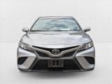 Used 2018 Toyota Camry SE image 2