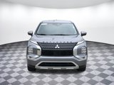 Used 2023 Mitsubishi Outlander SE image 2