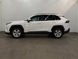 Used 2020 Toyota RAV4 XLE image 3
