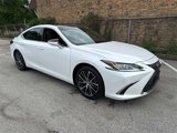 Certified 2022 Lexus ES 350 w/ Premium Package image 3