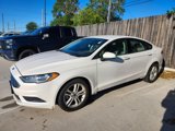 Used 2018 Ford Fusion SE w/ Fusion SE Technology Package image 2