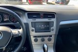 Used 2017 Volkswagen Golf SportWagen image 6
