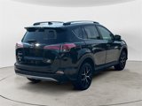 Used 2018 Toyota RAV4 SE image 5