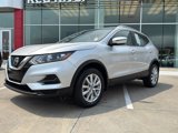 Used 2018 Nissan Rogue SV image 2