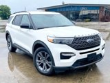 Used 2022 Ford Explorer XLT w/ Equipment Group 202A image 2