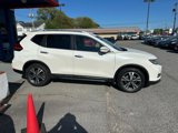 Used 2017 Nissan Rogue SL w/ SL Premium Package image 5
