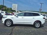 Used 2020 Buick Enclave Essence image 2