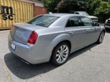 Used 2017 Chrysler 300 Limited image 4