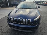 Used 2018 Jeep Cherokee Latitude Plus w/ Comfort/Convenience Group image 3