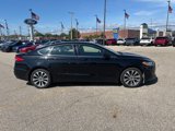 Used 2020 Ford Fusion SE image 4