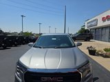 Used 2024 GMC Terrain SLE image 4