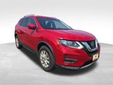 Used 2017 Nissan Rogue SV w/ SV Premium Package image 2