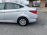 Used 2017 Hyundai Accent SE image 4