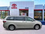 Used 2015 Toyota Sienna XLE image 2