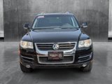 Used 2009 Volkswagen Touareg VR6 image 3