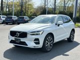 Certified 2022 Volvo XC60 B5 Momentum image 3