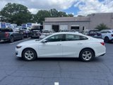 Used 2024 Chevrolet Malibu LT image 2