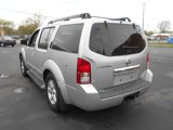 Used 2008 Nissan Pathfinder SE image 6