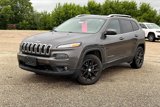 Used 2016 Jeep Cherokee Latitude image 2
