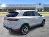 Used 2017 Lincoln MKC Select w/ Select Plus Package image 4