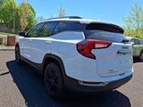 Used 2022 GMC Terrain AT4 image 4