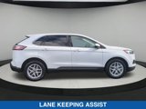 Used 2022 Ford Edge SEL image 2