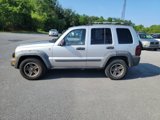 Used 2006 Jeep Liberty Renegade image 2