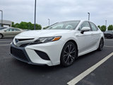 Certified 2018 Toyota Camry SE image 3
