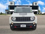 Used 2016 Jeep Renegade Trailhawk image 3