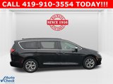Used 2023 Chrysler Pacifica Limited image 4