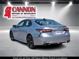 Used 2018 Toyota Camry XSE image 3