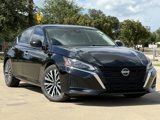 Used 2023 Nissan Altima 2.5 SV w/ SV Premium Package image 2