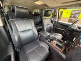 Used 2008 Jeep Commander Limited w/ Trailer Tow Group IV image 5