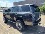 Used 2015 Toyota 4Runner SR5 image 3