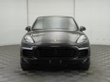Used 2016 Porsche Cayenne S image 2