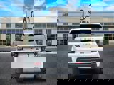 Used 2017 Land Rover Discovery Sport HSE image 4