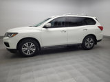 Used 2018 Nissan Pathfinder S image 2