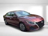 Used 2023 Nissan Altima 2.5 SV image 4