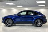 Used 2024 Porsche Macan image 2