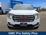 Used 2024 GMC Terrain SLT image 2
