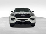 Used 2022 Ford Explorer XLT w/ Equipment Group 202A image 2