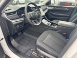 Certified 2023 Jeep Grand Cherokee Laredo X image 3