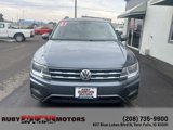 Used 2018 Volkswagen Tiguan SE image 2