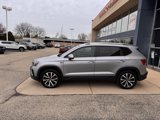 Certified 2022 Volkswagen Taos SE w/ IQ.Drive SE Package image 6