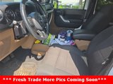 Used 2012 Jeep Wrangler Unlimited Sahara image 3