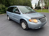 Used 2006 Chrysler Town & Country Touring image 5
