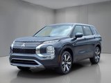 New 2025 Mitsubishi Outlander SE image 3