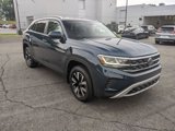 Used 2023 Volkswagen Atlas Cross Sport SE image 3